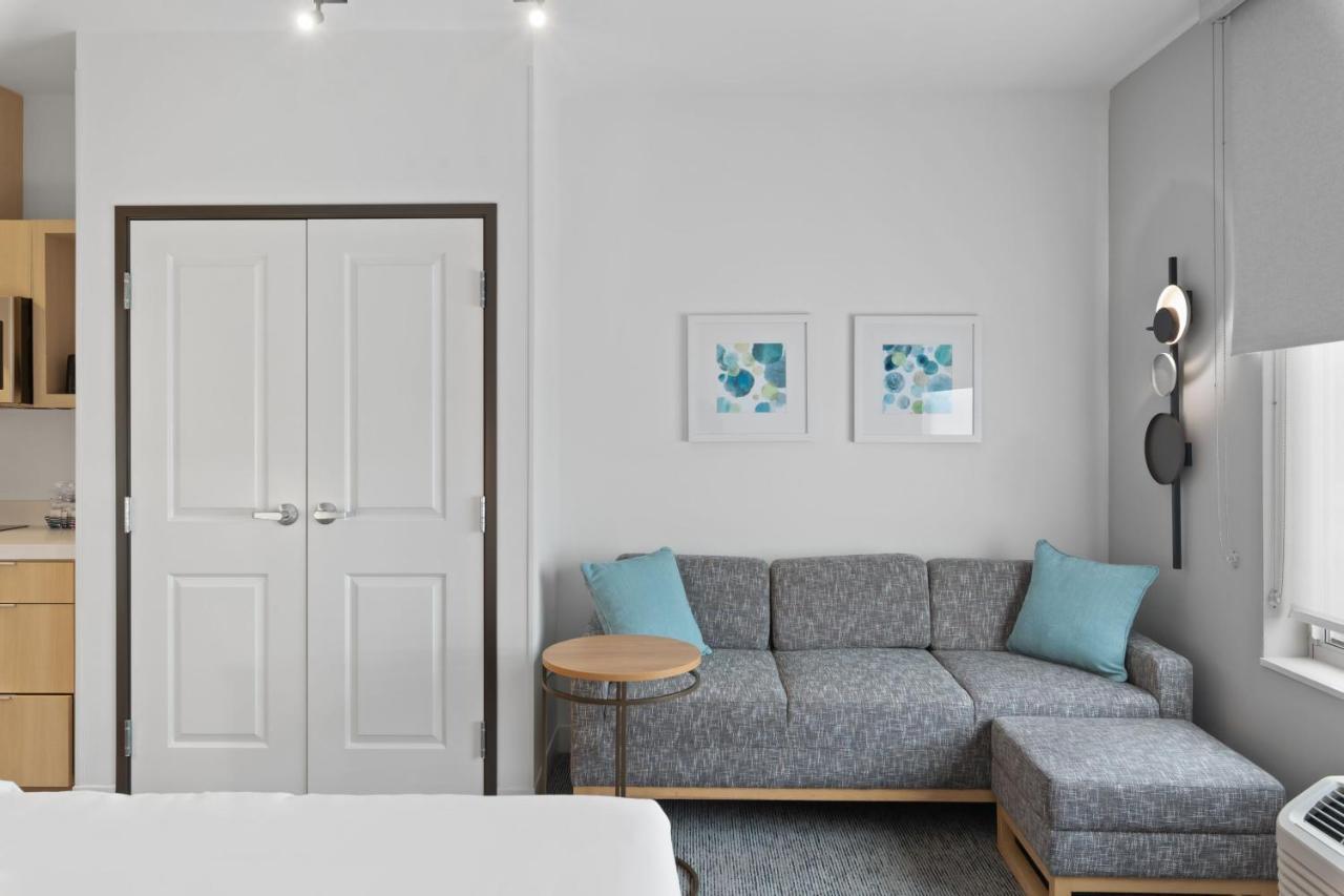 Towneplace Suites By Marriott White Hall Buitenkant foto