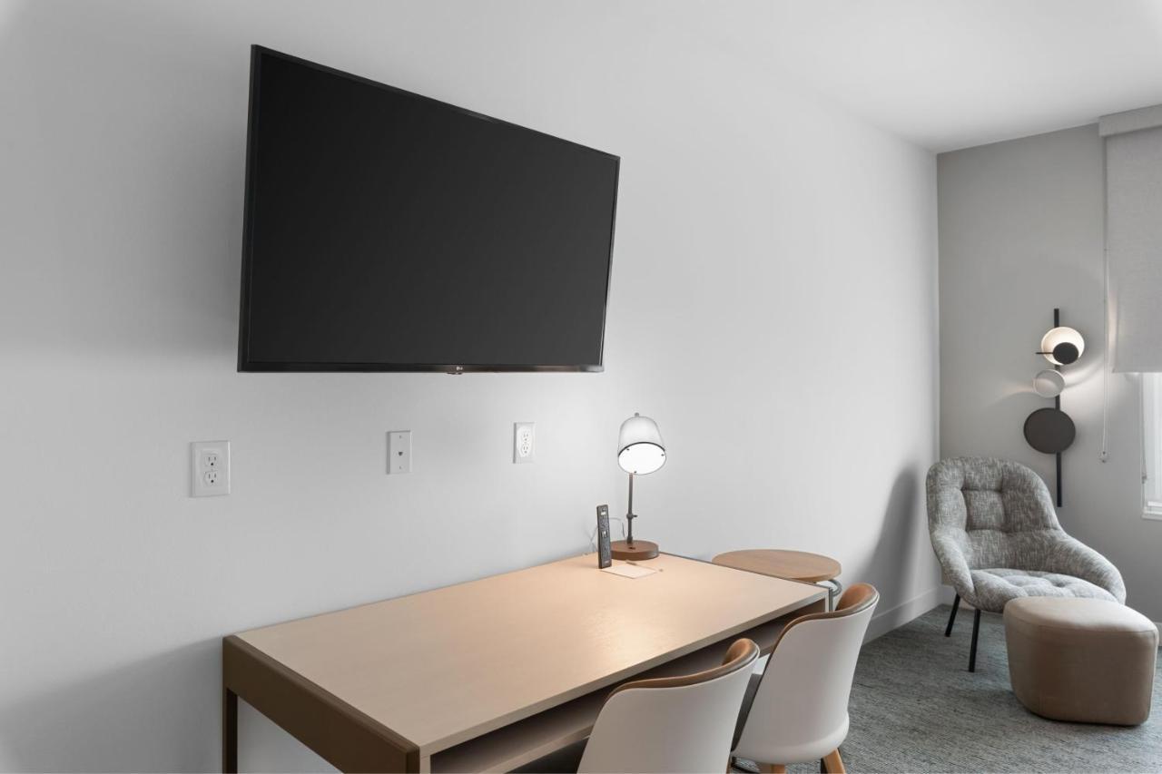 Towneplace Suites By Marriott White Hall Buitenkant foto