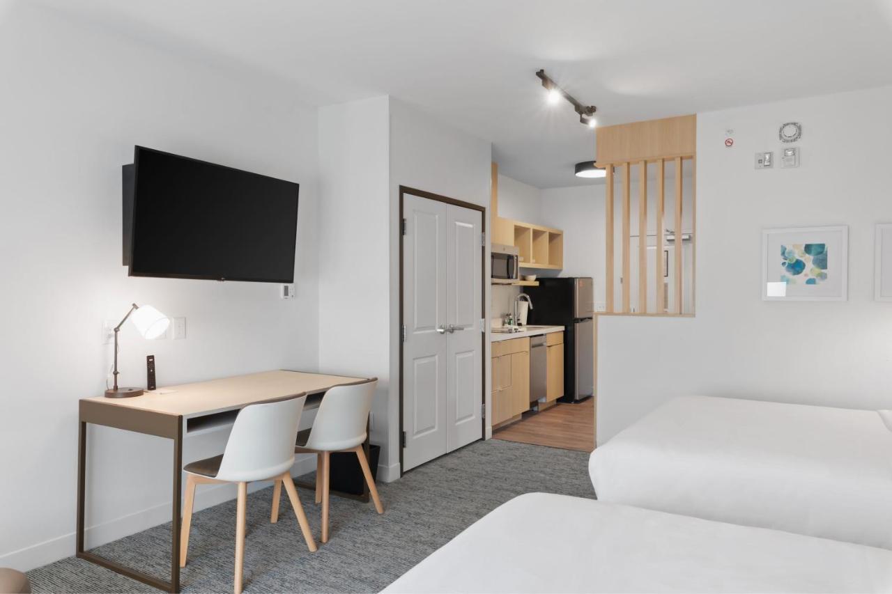 Towneplace Suites By Marriott White Hall Buitenkant foto