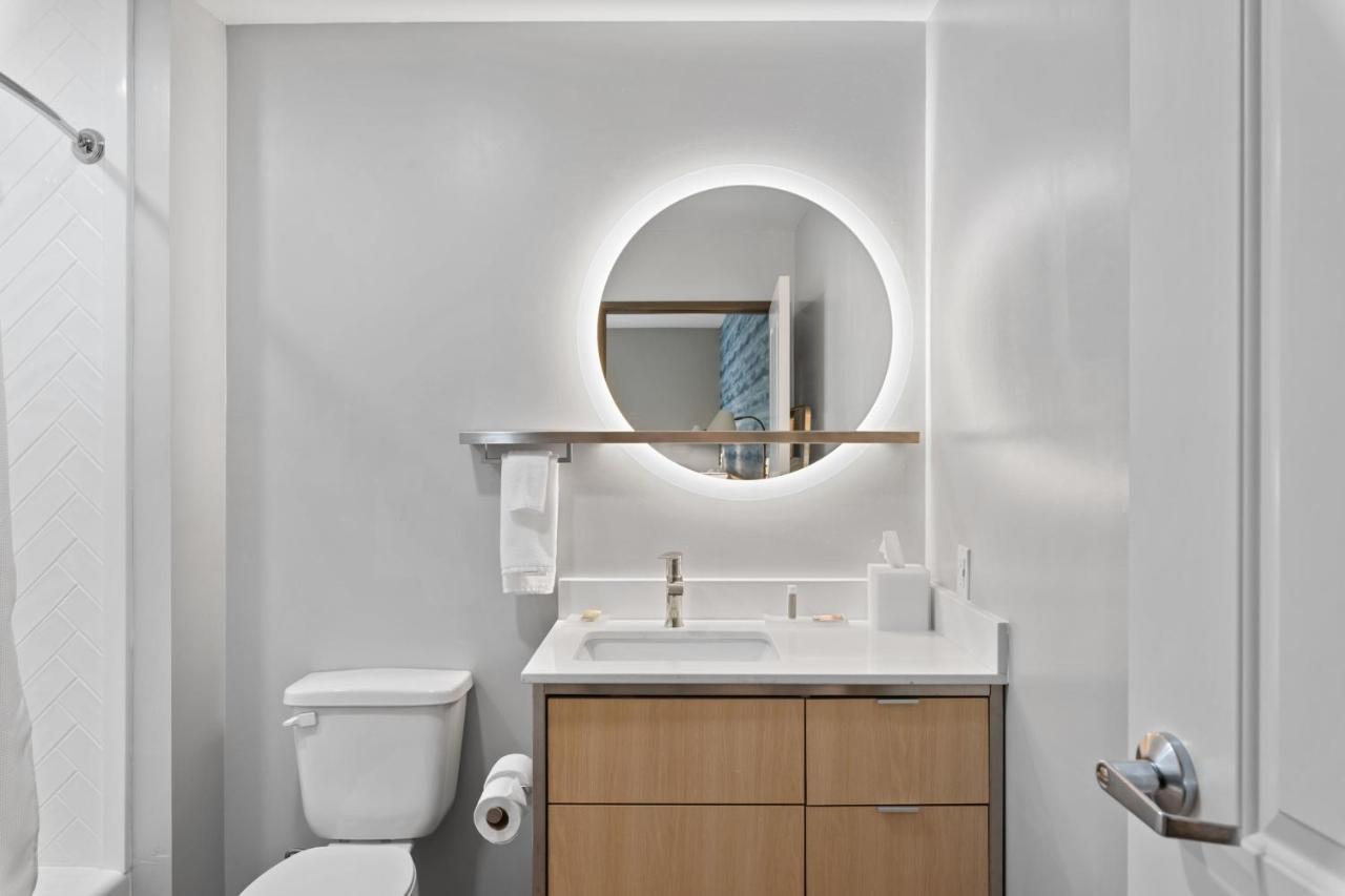 Towneplace Suites By Marriott White Hall Buitenkant foto